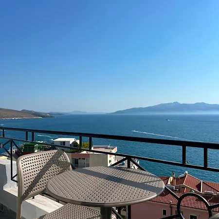 Blue Waves & Sarandë
